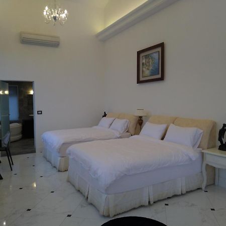 Bed and Breakfast Dear Garden Donghe Exterior foto